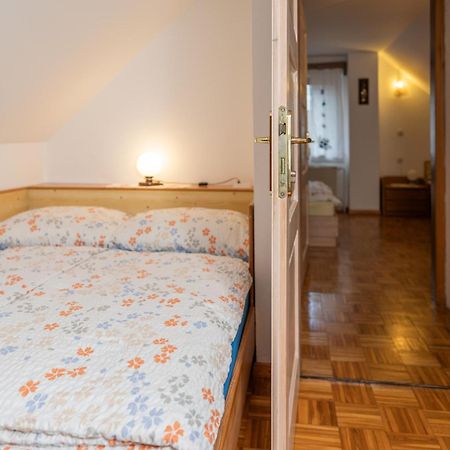 Holiday Home Pri Srni Бохинь Экстерьер фото