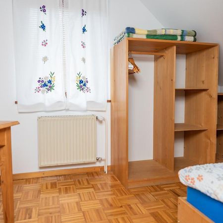 Holiday Home Pri Srni Бохинь Экстерьер фото