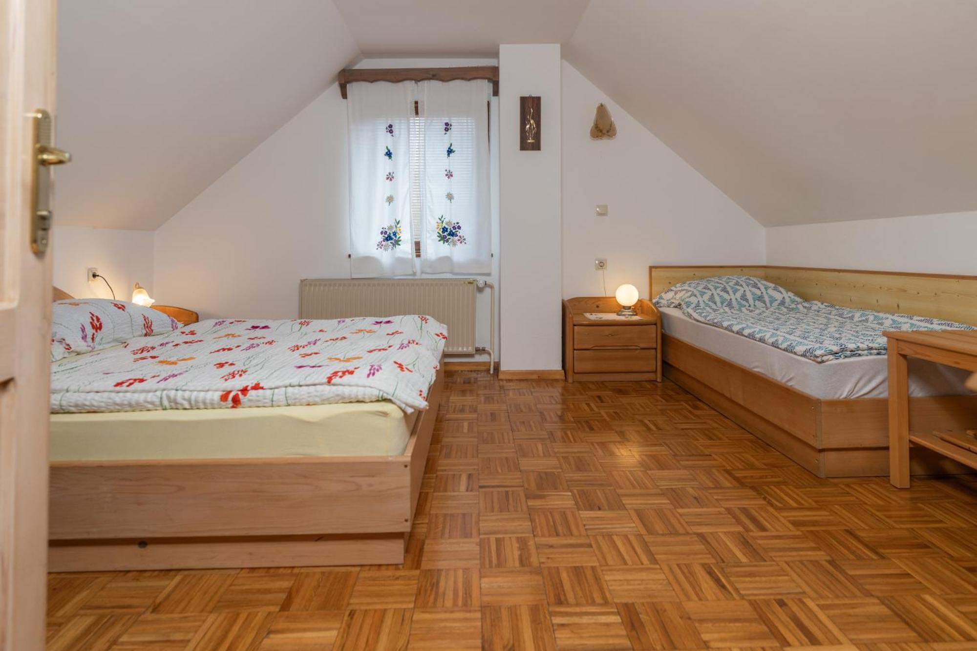 Holiday Home Pri Srni Бохинь Экстерьер фото